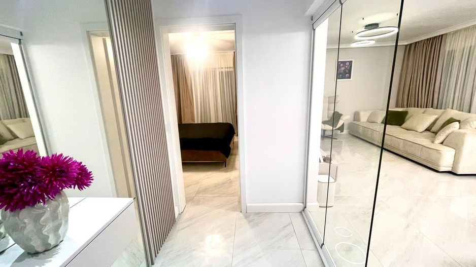 Apartament 2 camere decomandate, etaj intermediar, terasa, parcare - Poză 4