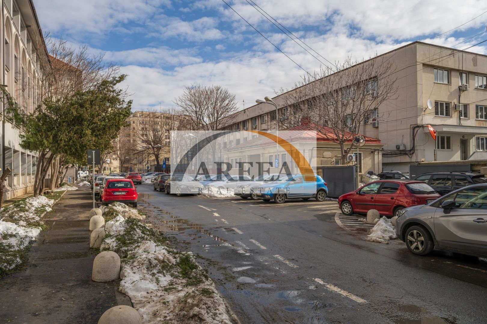 VILA RENOVATA SI ELEGANTA - 131 mp, 6 camere - Mitropolie / Unirii - Poză 31