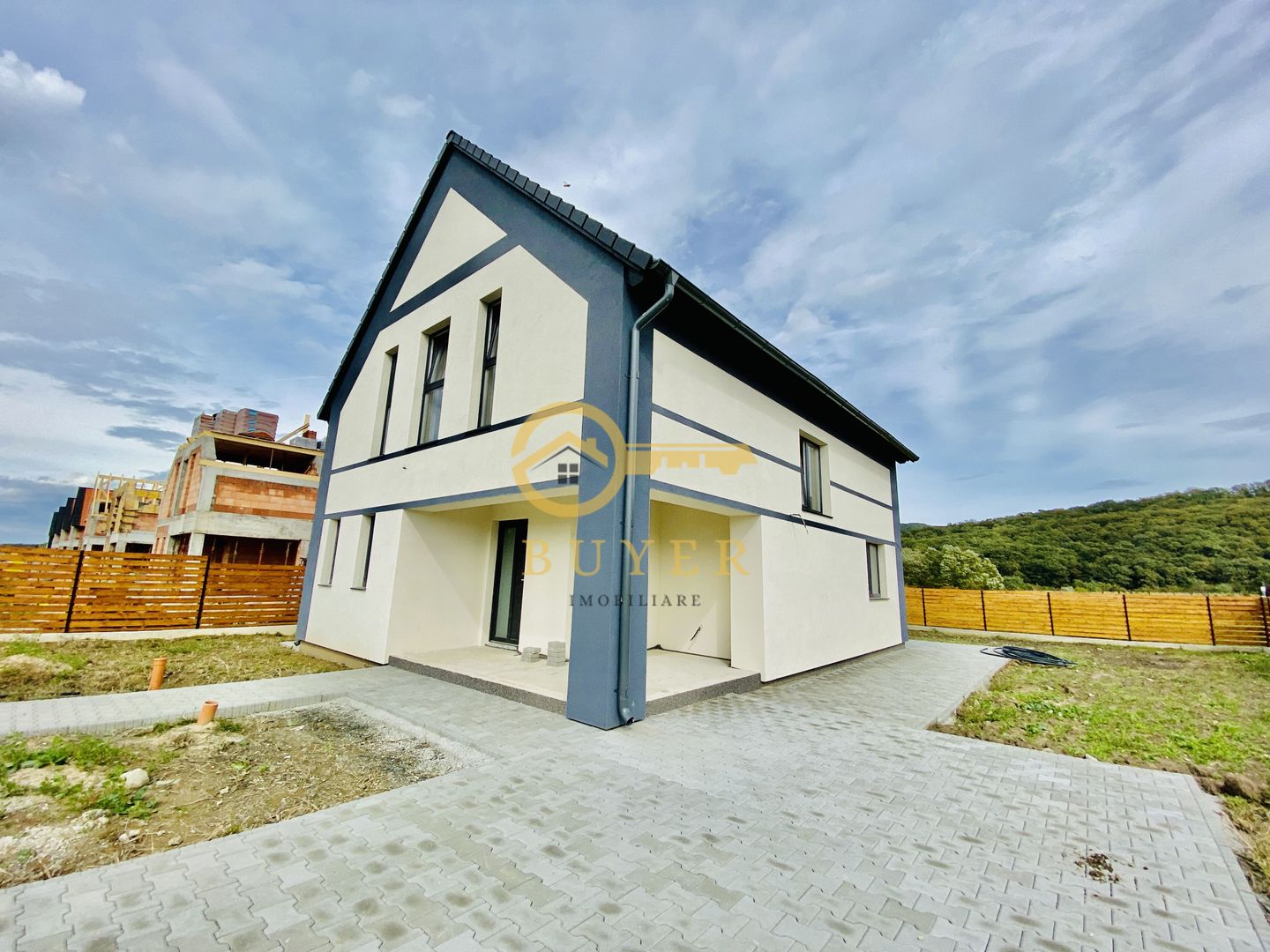 Casa intabulata, finisata LA GRI- Talmaciu, zona cu peisaj superb - Poză 1