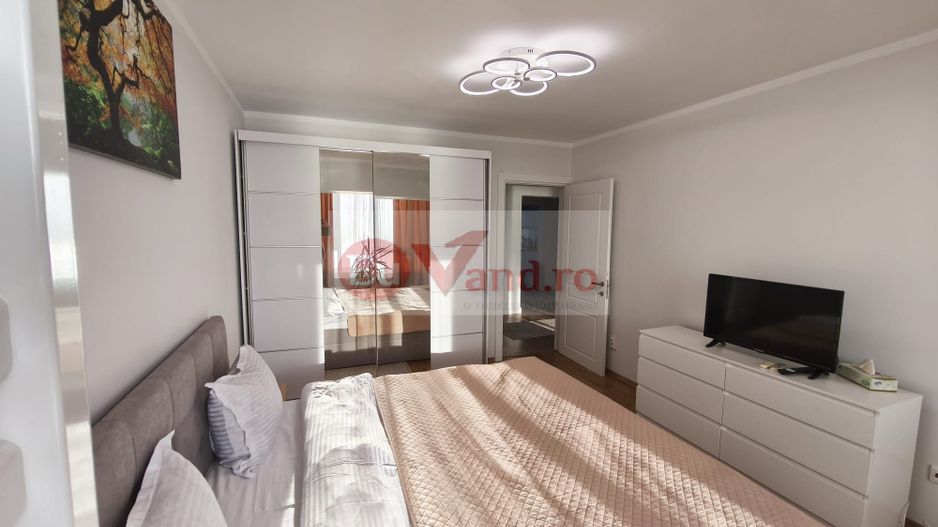 De inchiriat apartament spatios, 3 camere, pe Faleza, 850 euro - Poză 8
