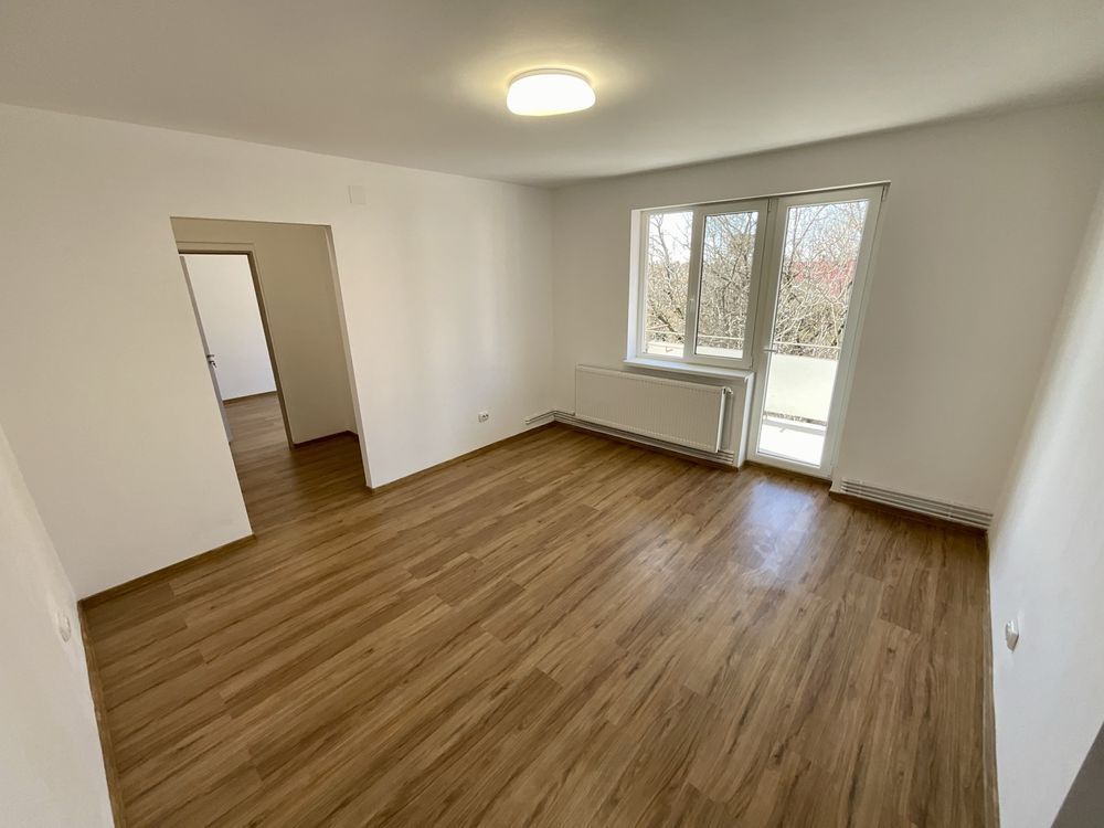 BRASADAS vinde ap 2 cam central etaj 3/4. - Poză 4