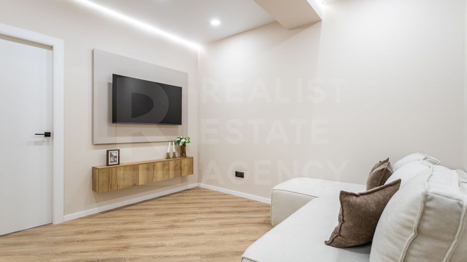 Vânzare, apartament, 2 camere, str. Cartușa, Durlești. - Poză 1