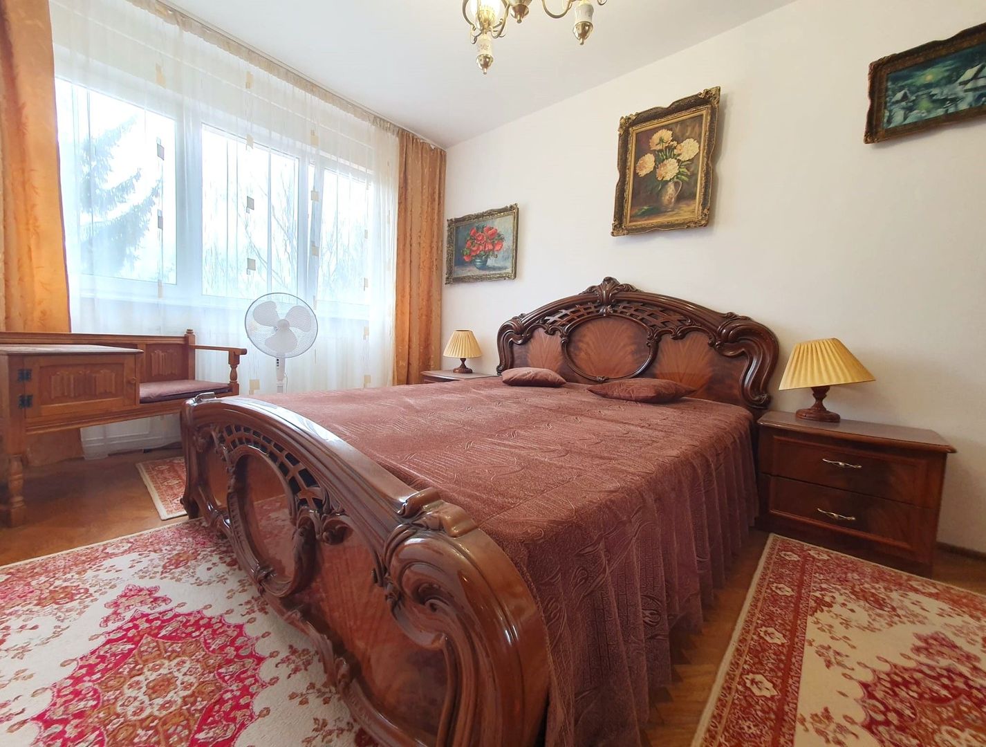 Apartament luminos cu vedere spre biserică, într-un cartier verde și liniștit. - Poză 19