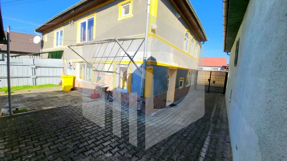 Casa in Avrig | 3 Dormitoare + Living si Bucatarie | Pivnita - Poză 11