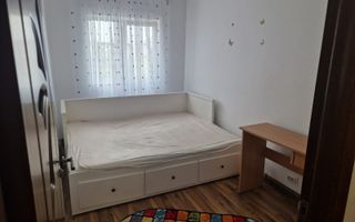 🏠 Apartament de închiriat – 3 camere, decomandat, Piața Alexandru cel Bun - Poză 2