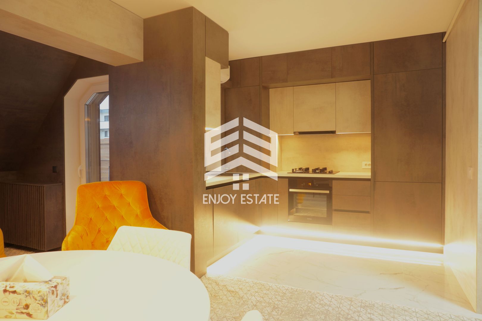 Penthouse cu 4 camere de inchiriat pet friendly talie mica! - Poză 2