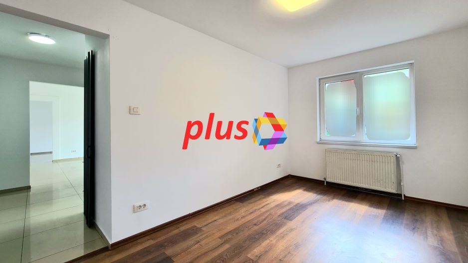 Spatiu comercial cu vad de închiriat Brasov - 106 mp  # plus-imo.ro - Poză 8