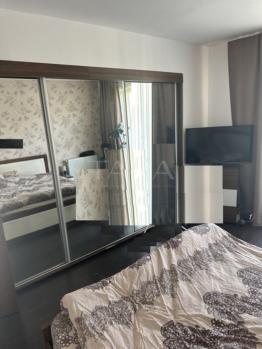 Apartament cu 2 camere, 2 balcoane de 15 mp, zonă Florilor. - Poză 7