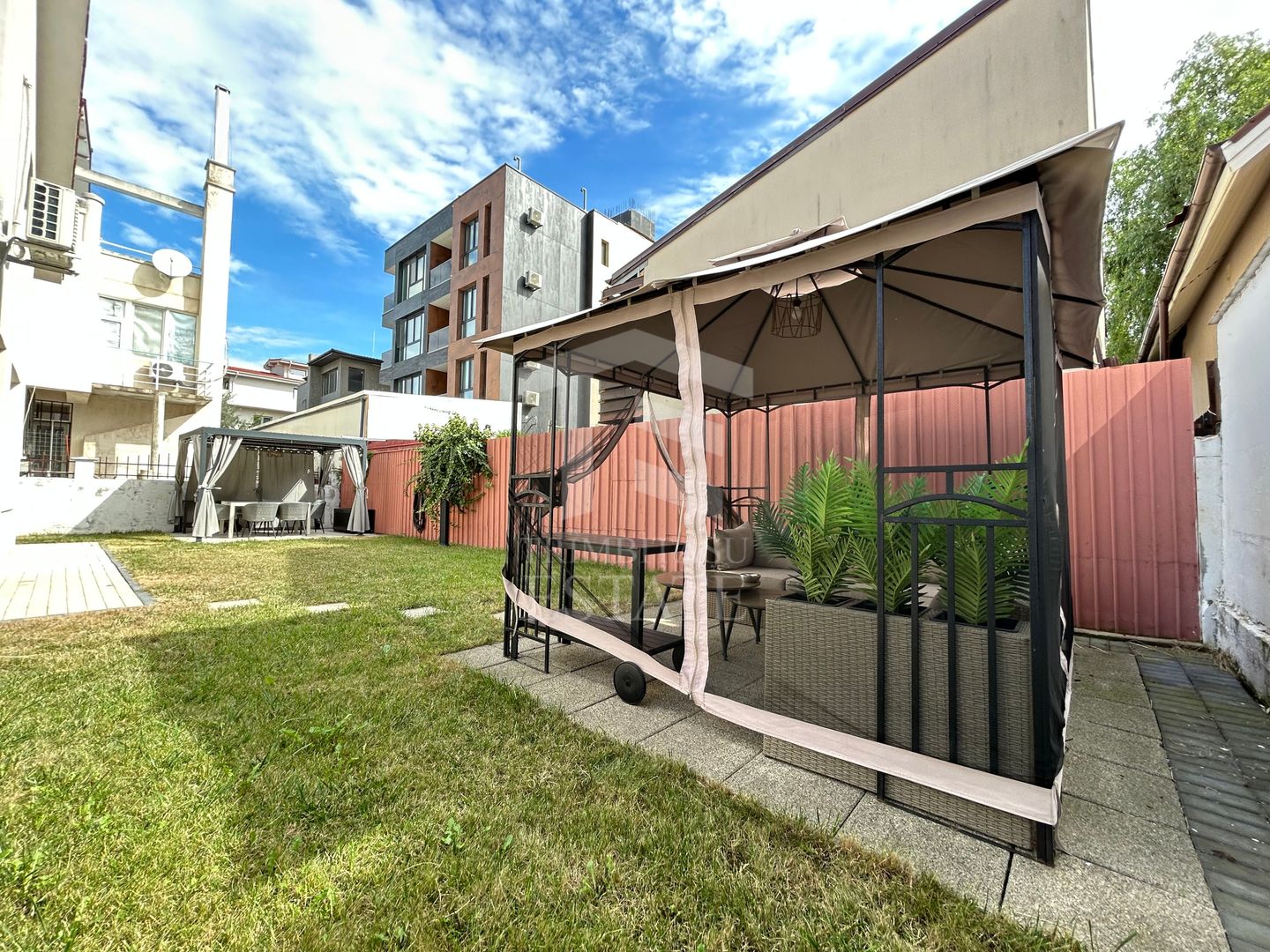 Vilă P+1 Mamaia Nord | 308 mp | 6 Camere | 6 băi | 6 locuri de parcare - Poză 37