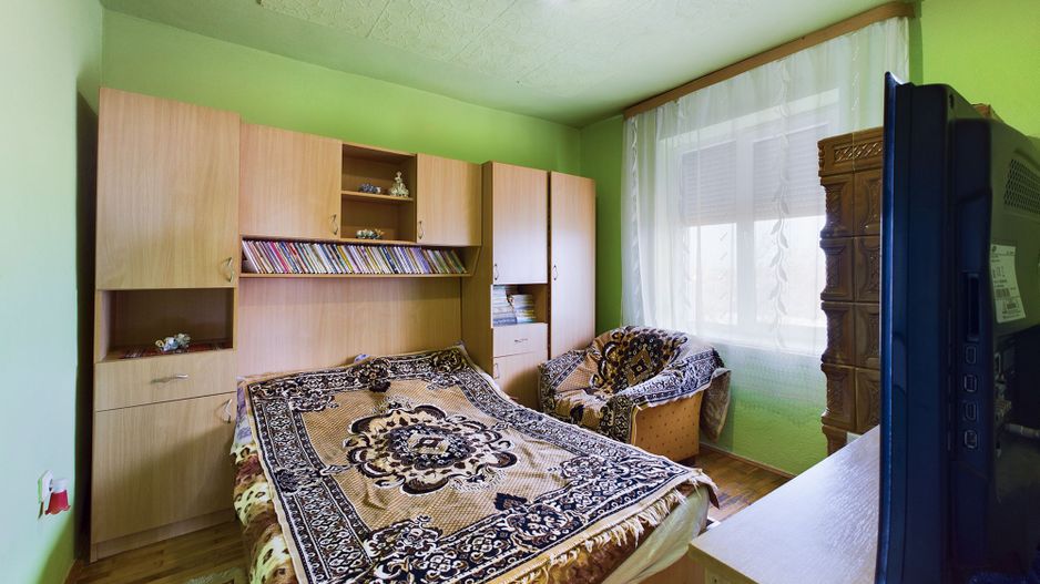 Apartament cu 2 camere în Secusigiu - Poză 7