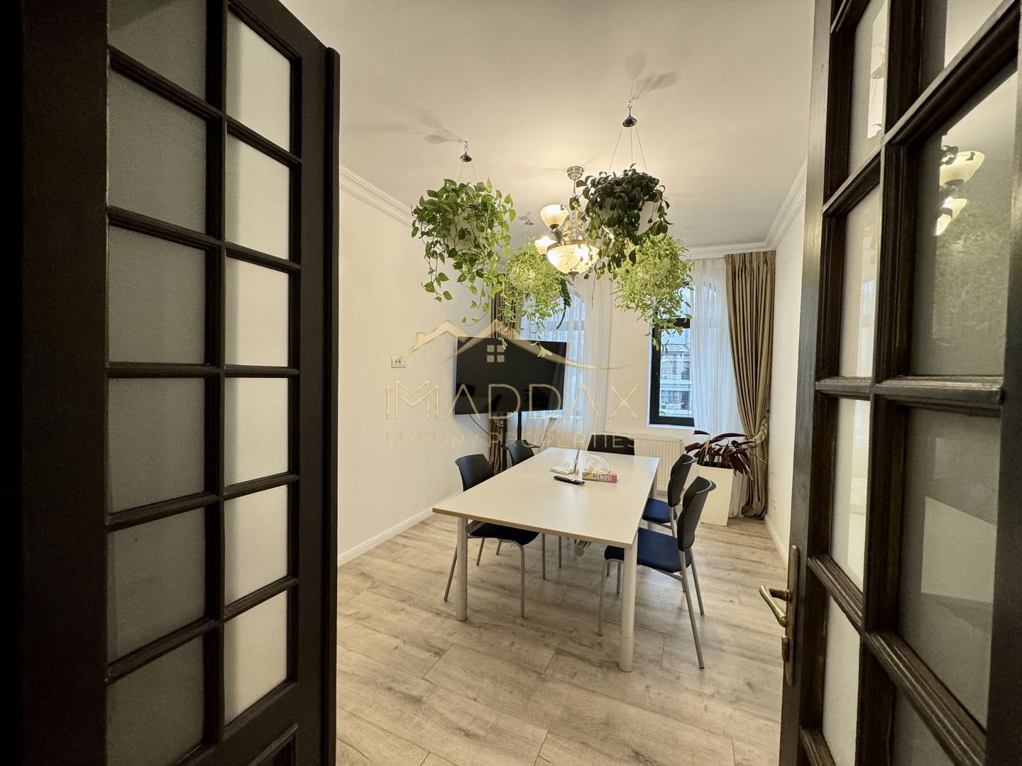 Spatiu de birouri in Vila Interbelica ***208mp*** // Zona Victoriei - Poză 19