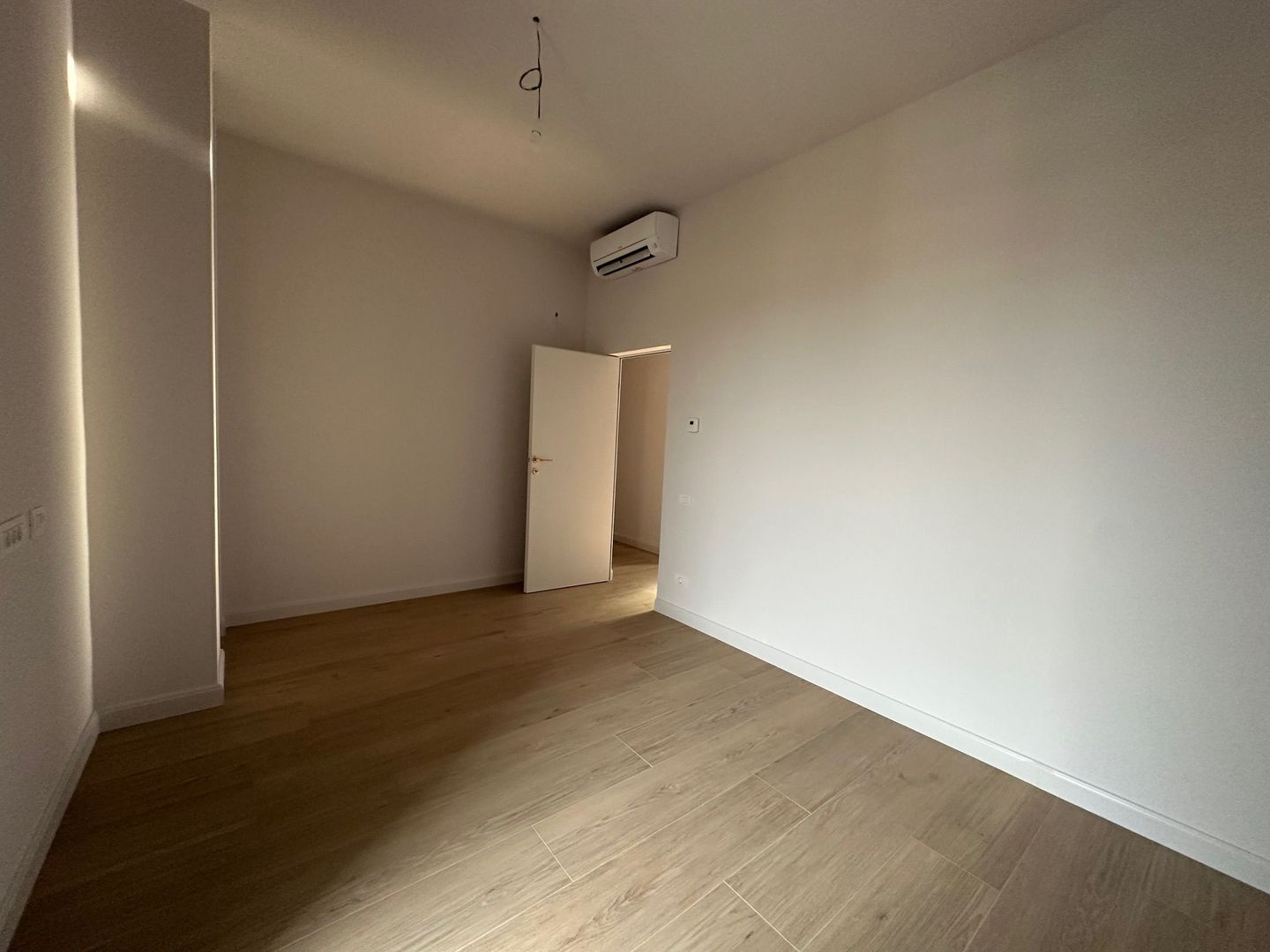 Penthouse - Poză 16