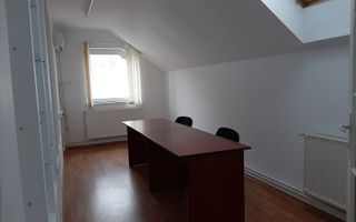Spațiu birouri 60 mp | Sibiu Central | open space, renovat - Poză 3