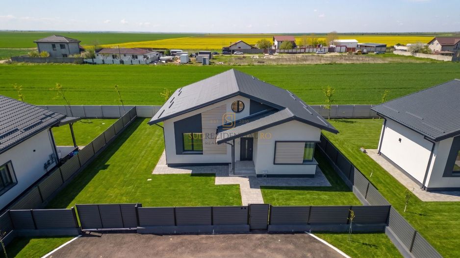 Casa cu 4 camere, Frumusani, panouri solare, pompe caldura - Poză 1