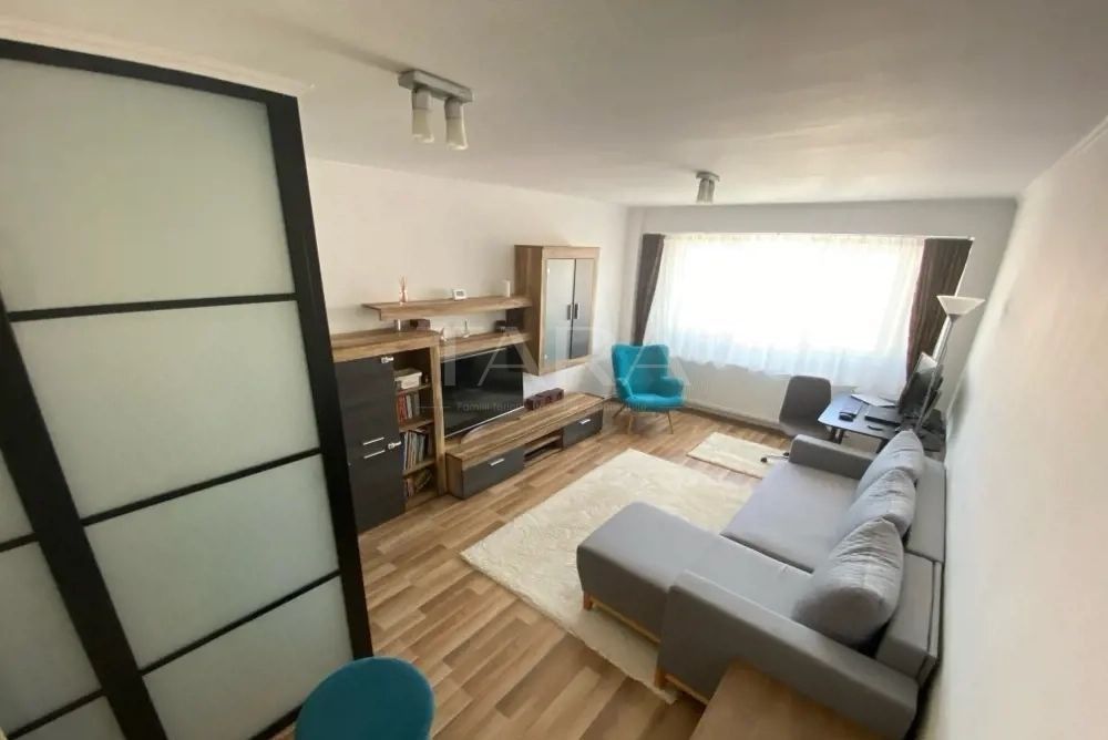 Apartament cu 2 camere în Mănăștur – ultimul etaj, prima alegere! - Poză 1