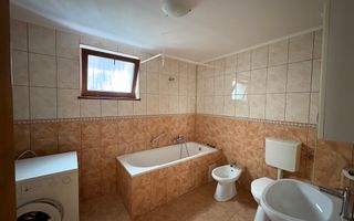 Apartament la casă 3 camere de închiriat | Sibiu, Piața Cluj | 75 mp - Poză 7