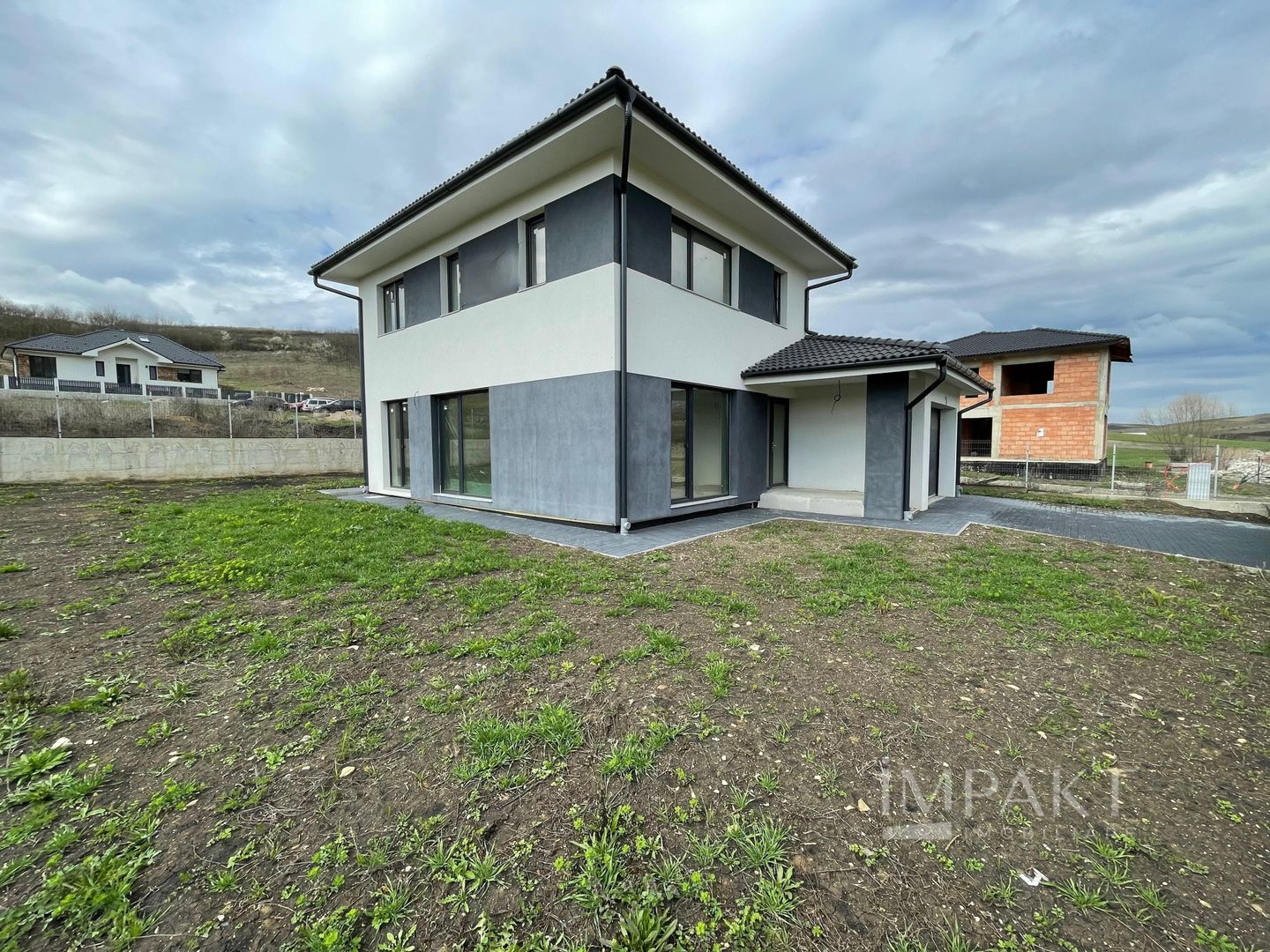 Casa individuala spre vanzare in localitatea Dezmir! - Poză 5