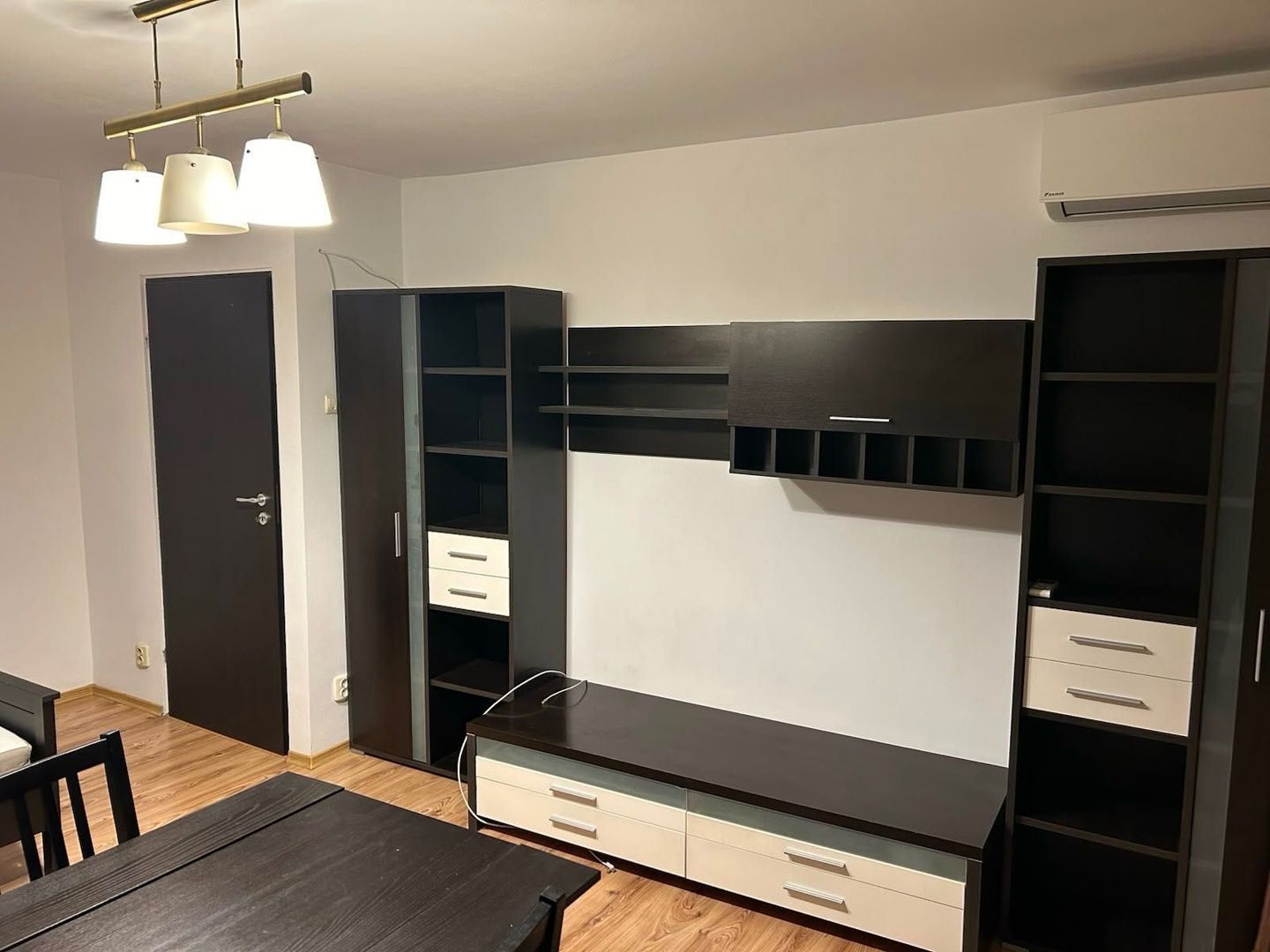 De inchiriat garsoniera 1 min Metrou Muncii, renovata, decomandata - Poză 2