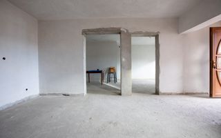 Vilă modernă în Cartierul CFR, cu mansardă și garaj - Poză 16