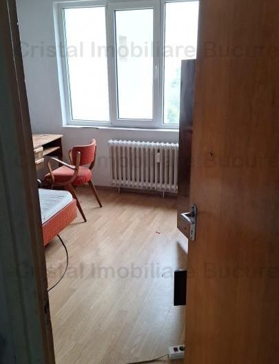 Vanzare Apartament 3 camere, Aparatorii Patriei. - Poză 7