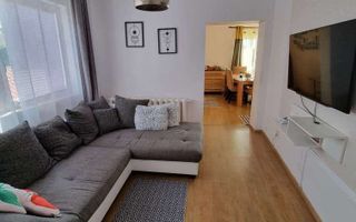 Vand casa cu etaj in zona Titulescu - Poză 3