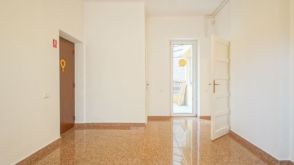 COMISION 0% - Spatiu Comercial de închiriat - Bulevardul 15 Noiembrie - Poză 15