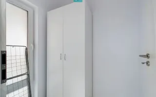 Apartament cu 8 locuri de parcare in Giroc - Poză 11