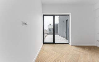 VILA  IANCU NICOLAE, 5 dormitoare, 3 terase, garaj, gradina - Poză 17