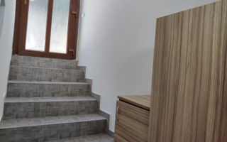 În inima campusului universitar, renovat, ideal pentru investiție sau locuință! - Poză 9