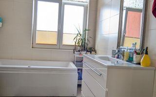 Apartament spatios 100 mp cu lift si 50 mp de terase - Poză 15