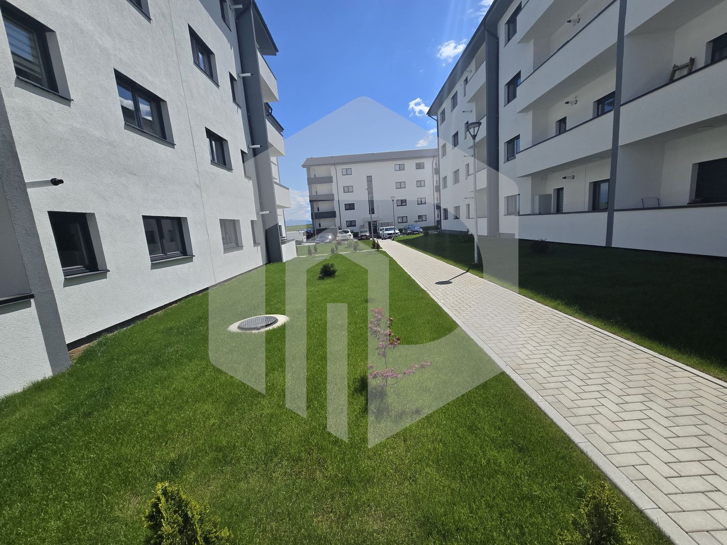 Apartament 2 camere lux Calea Cisnadiei Mandra - Poză 2