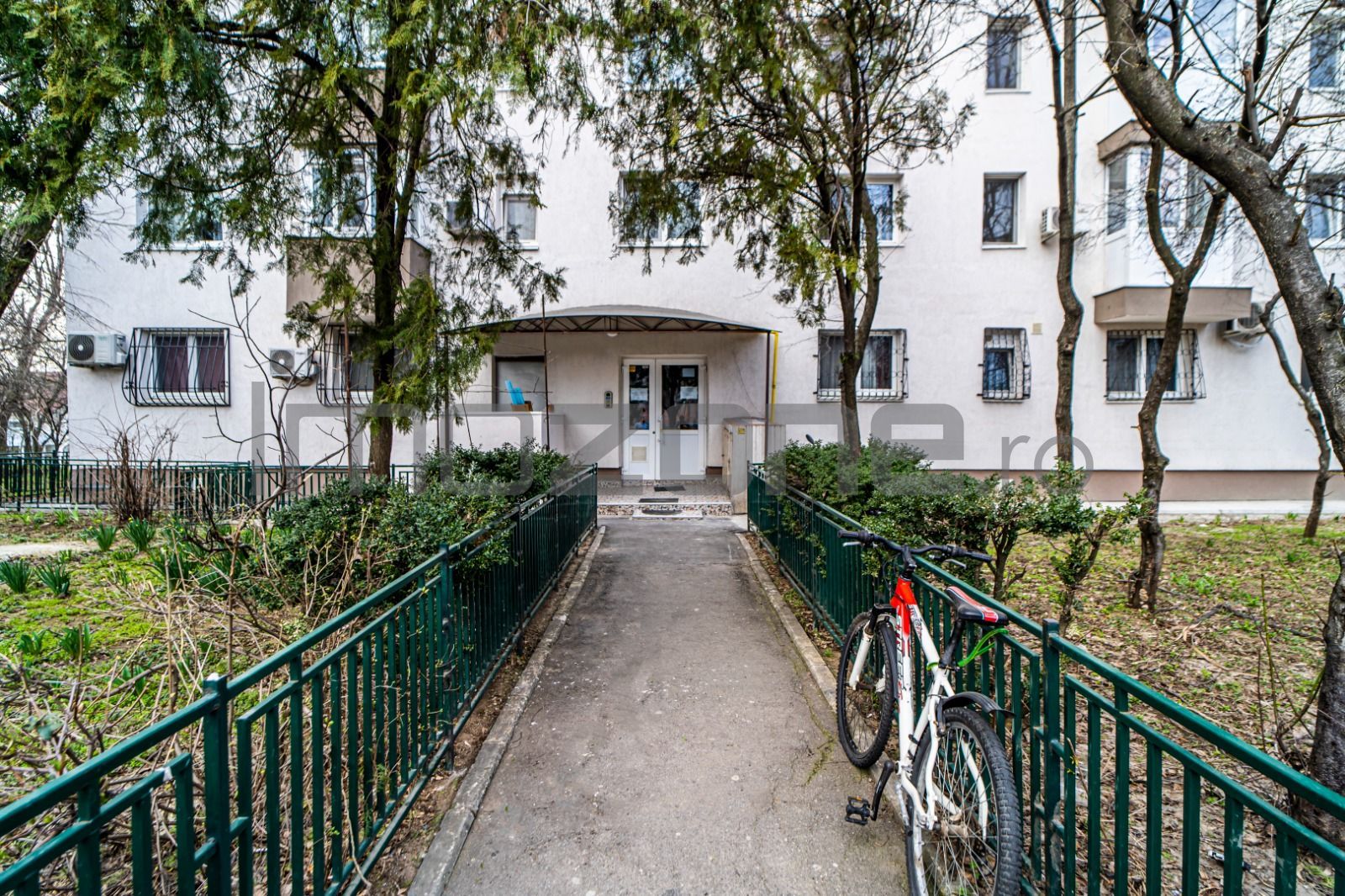 Drumul Taberei 2 camere, 38mp, decomandat, 5/10, bloc reabilitat, metrou aproape - Poză 11