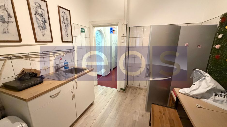 SPATIU 140 MP | 7 CAMERE | PARTER INALT | IDEAL ACTIVITATI COMERCIALE - Poză 4