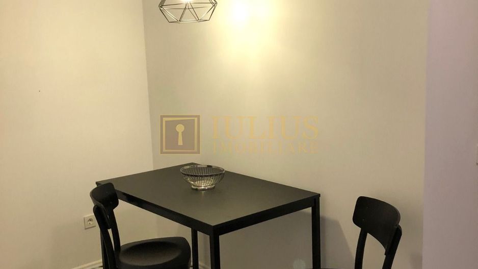 Central, 2 camere, curte, centrala proprie, pet-friendly. - Poză 9