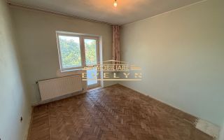 De vanzare apartament 3 camere-bloc tip vila !! - Poză 1