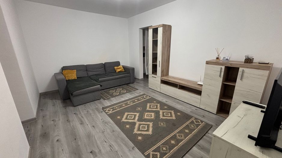 Apartament 2 camere semidecomandat – Tiglina 1, etaj 1 - Poză 1