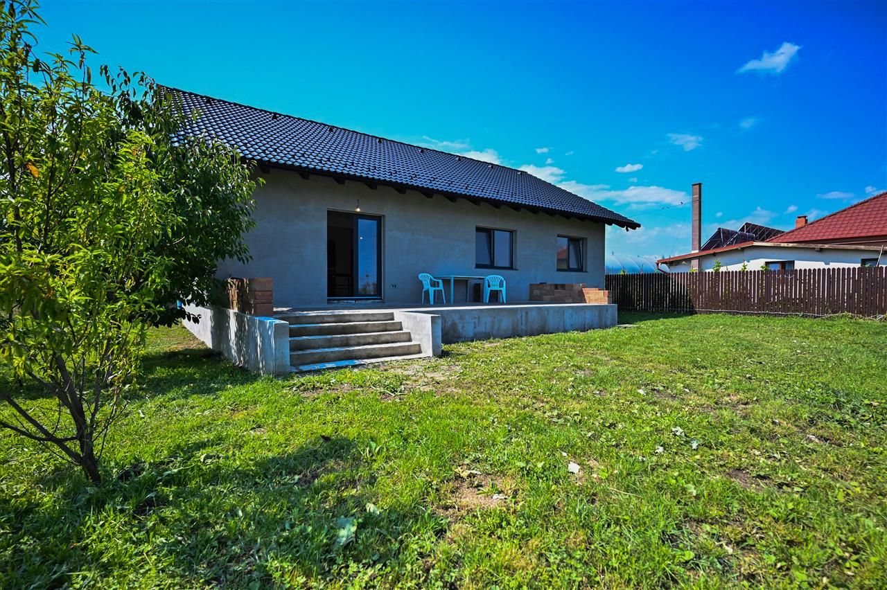 Casa personalizabila,pe un singur nivel,  pod mansardabil,pozitie cu liniste - Poză 20