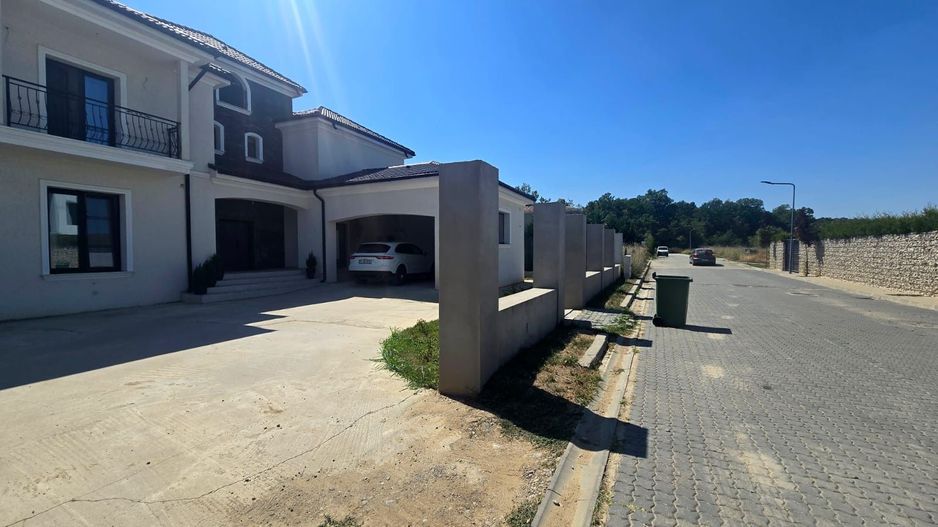 De vânzare | Conac elegant lângă pădure | Tunari - Poză 19