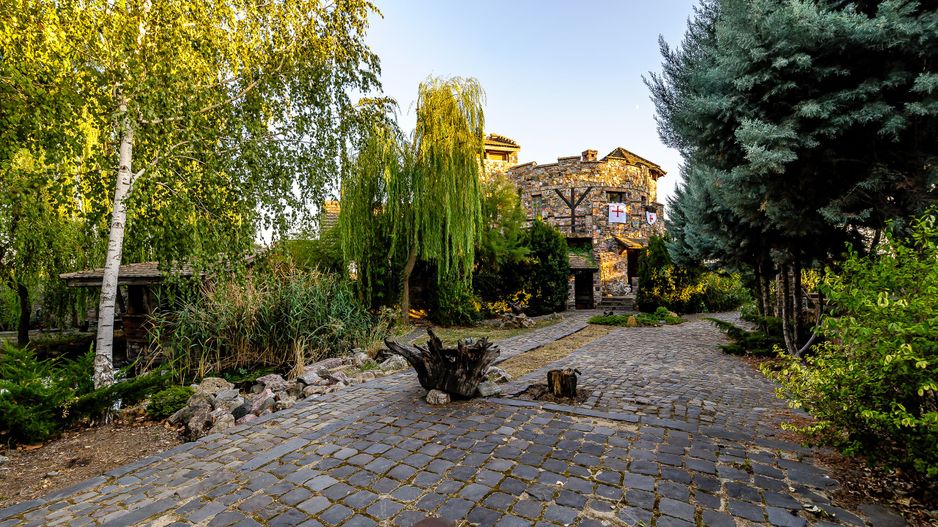 Refugiul Medieval în mijlocul Naturii. Deschide poarta către trecut! - Poză 4