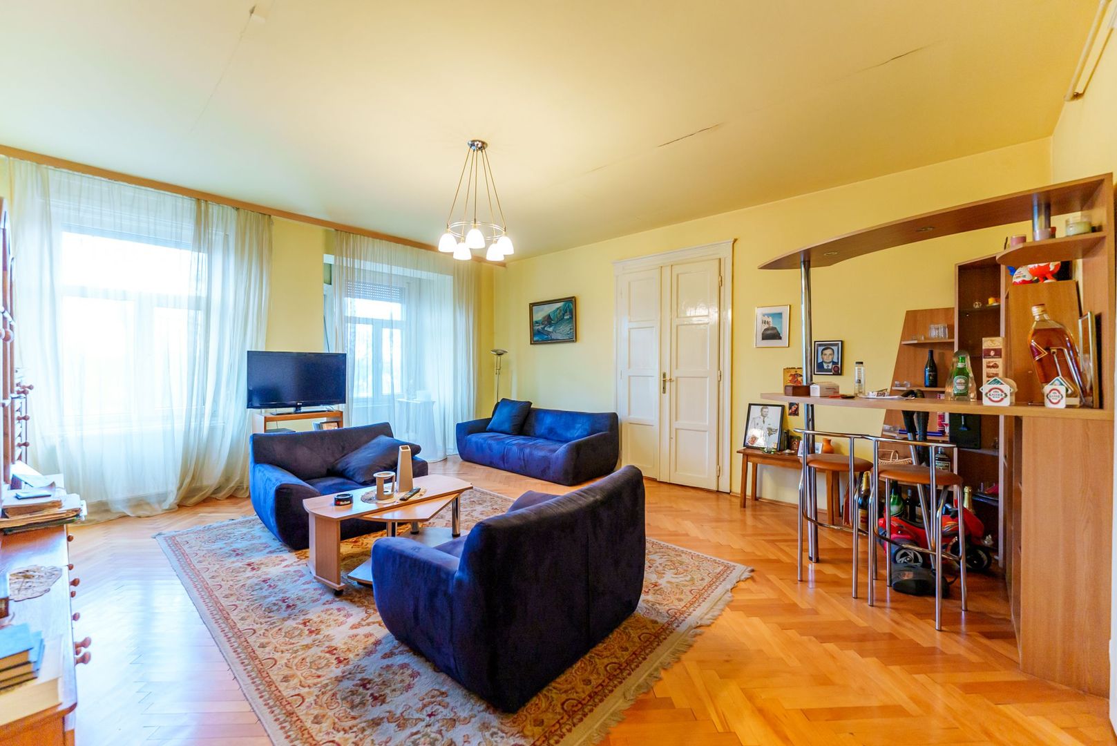 Apartament 3 camere spațios ultracentral, cu vedere la parcul Eminescu - Poză 4