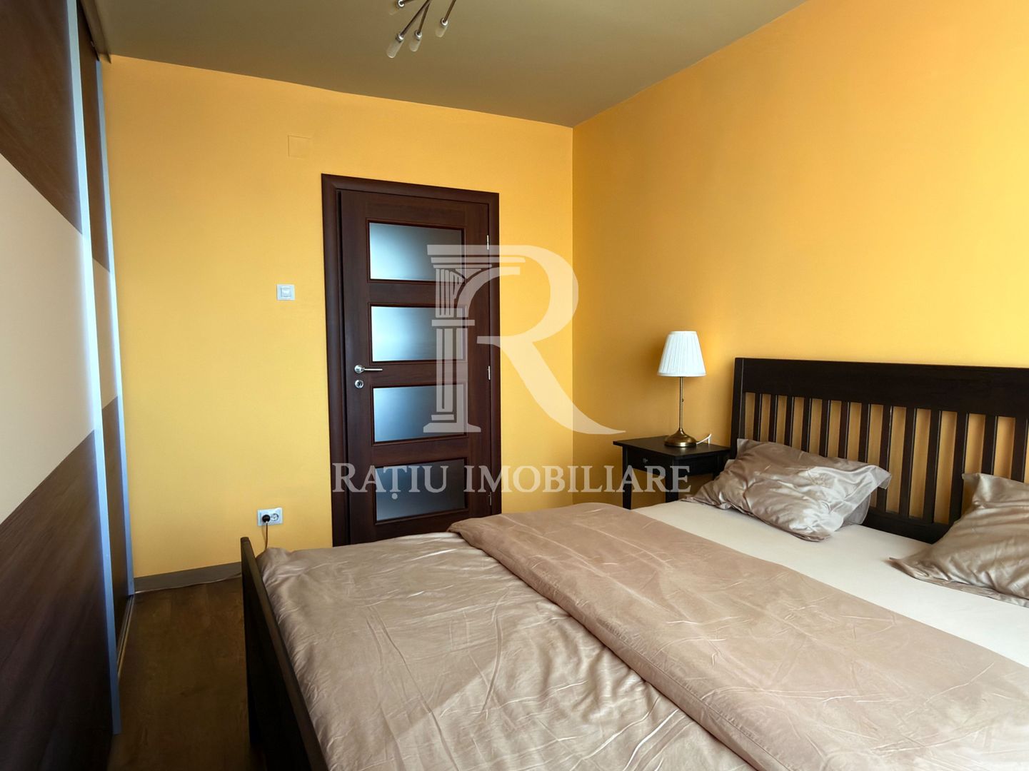 Apartament 3 camere | 2 dormitoare | Centrul Civic | Oradea - Poză 19
