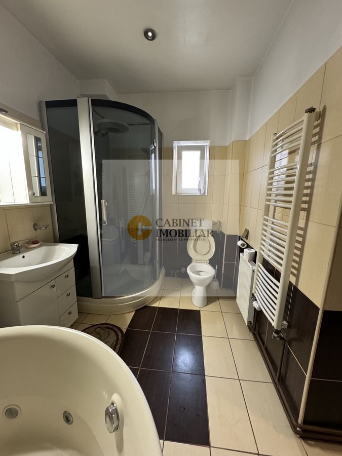 4 camere in vila   | Blvrd M. Kogalniceanu  | 140 mp - Poză 9