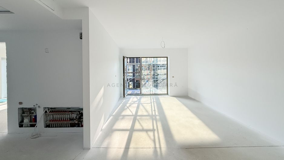 ULTIMUL | 3 Camere 92 MP | Baneasa | Green Lake - Poză 2