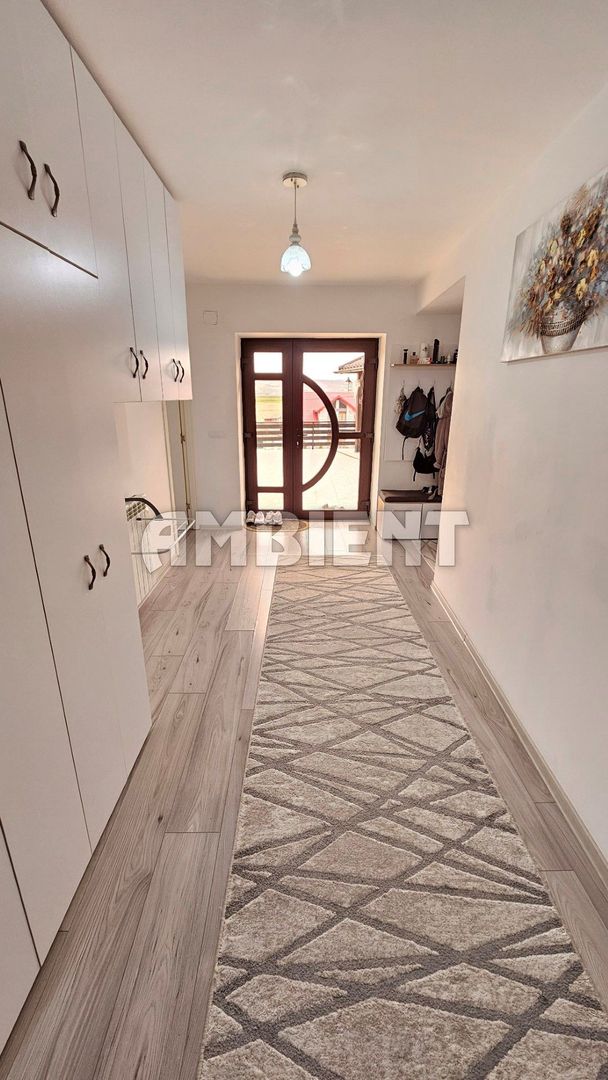 CASĂ individuală  P+M, teren 1400 mp, zona BRODOC; - Poză 4