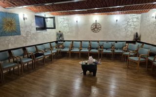 Str Lunga, zona Mielul Alb, spatiu comercial de 82mp tip crama, 129900 euro - Poză 2