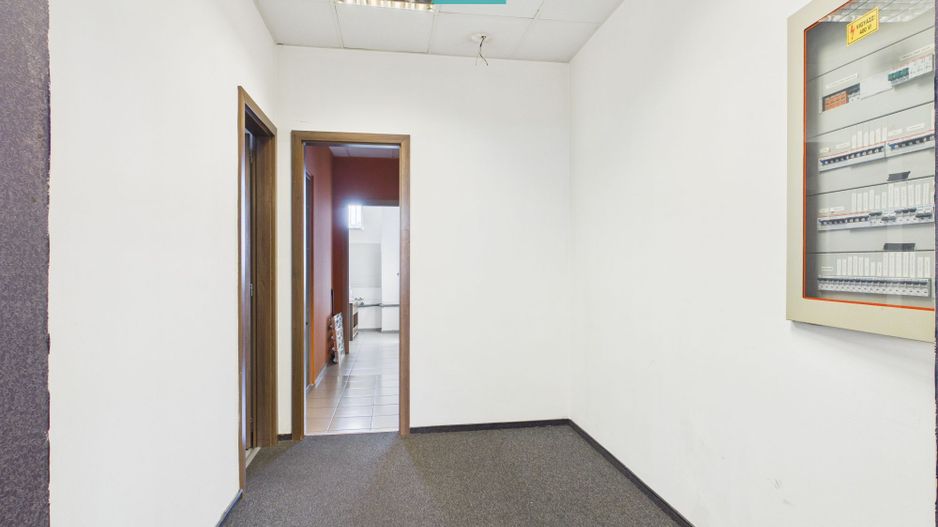 Spațiu  Comercial Zona Soarelui Bulevardul Sudului - Poză 8