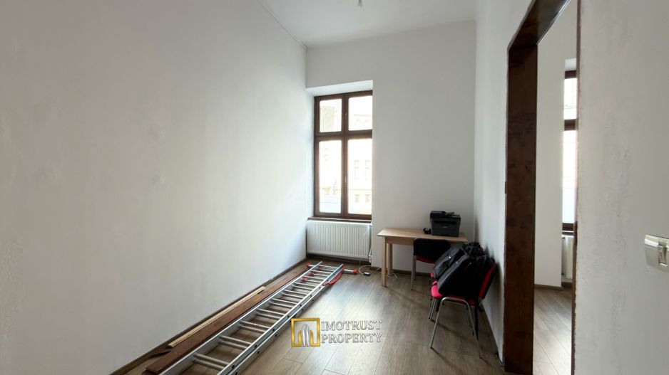 Spațiu Ultracentral de Închiriat – 110 mp – Arad - Poză 4