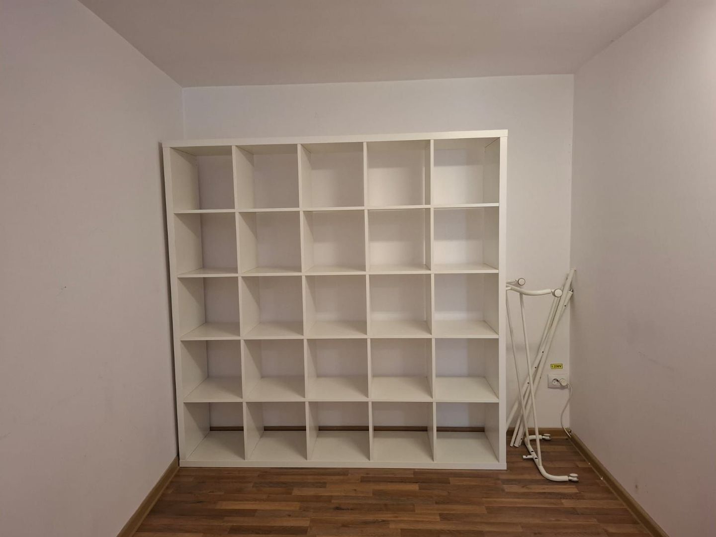 URGENT!, Titulescu, et. 1 in imobil P+1, INTRARE SEPARATA, NEGOCIABIL - Poză 8