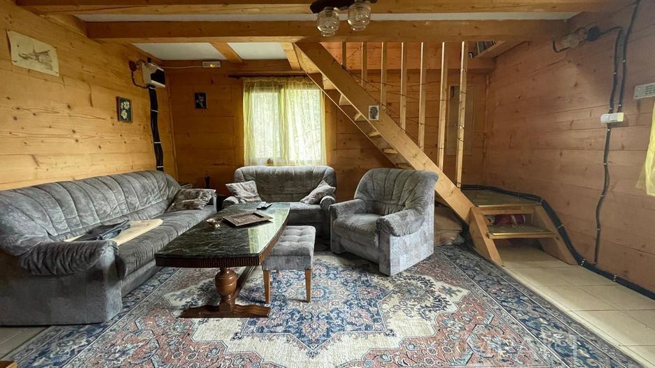 Cabana din lemn cu panorama superba asupra Florestiului - Poză 3