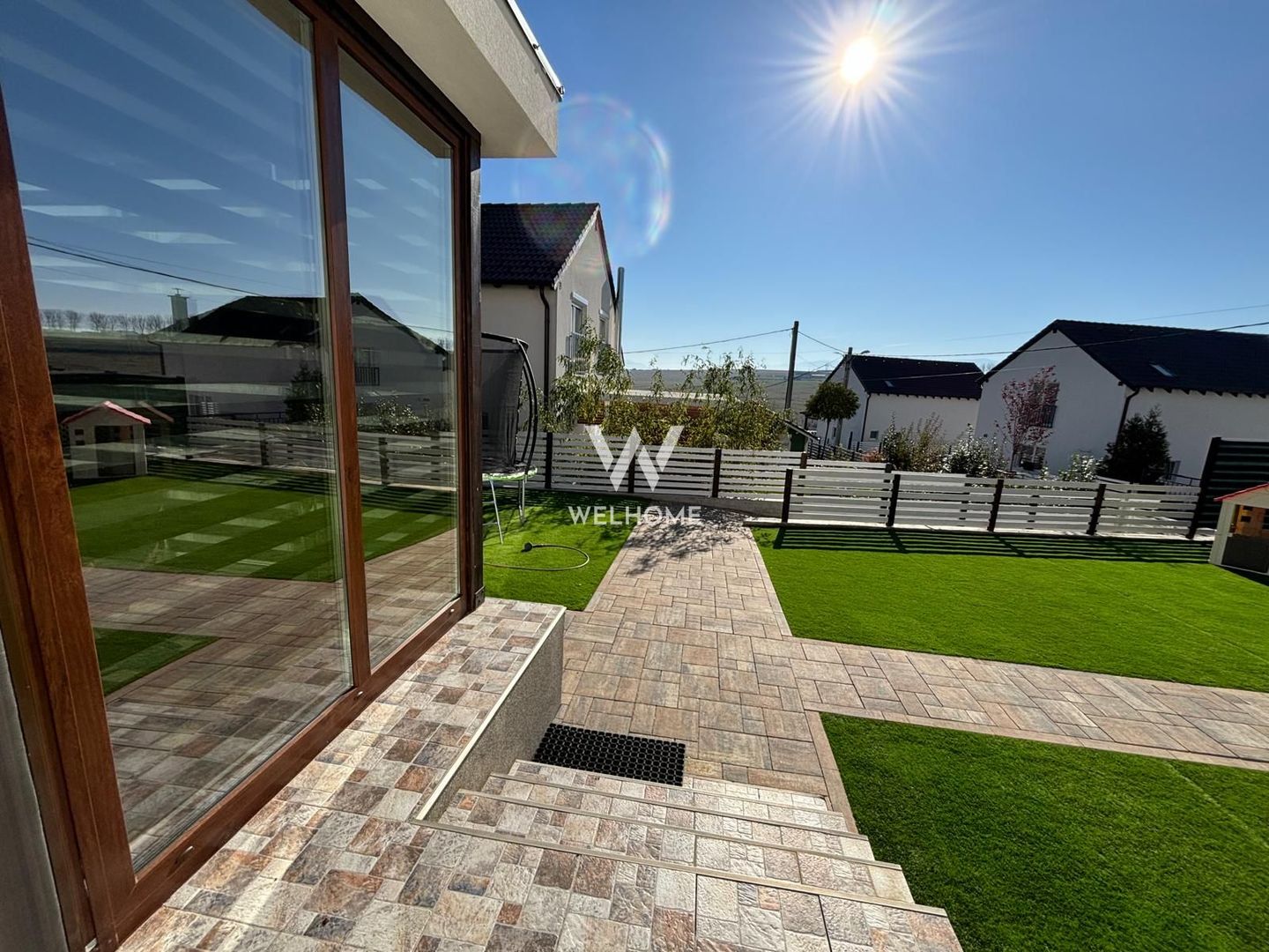 Cauti o Casa  cu  TEREN mare, GARAJ si PIVNITA? - Poză 3